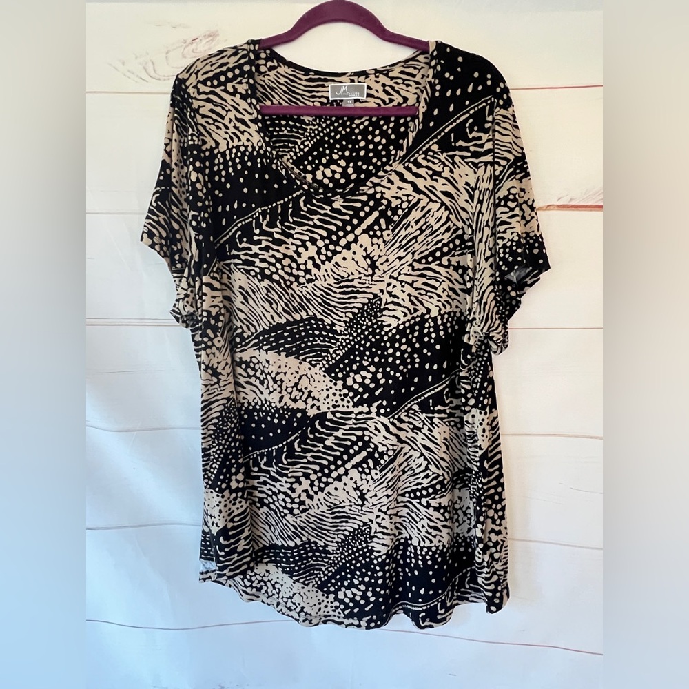 Black and Tan Patterned Top